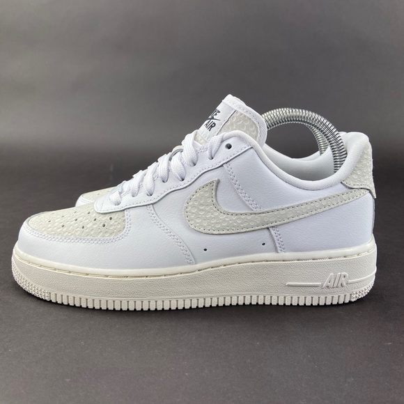 Nike By You Women's Air Force 1 Low White Shoes - Picture 3 of 10